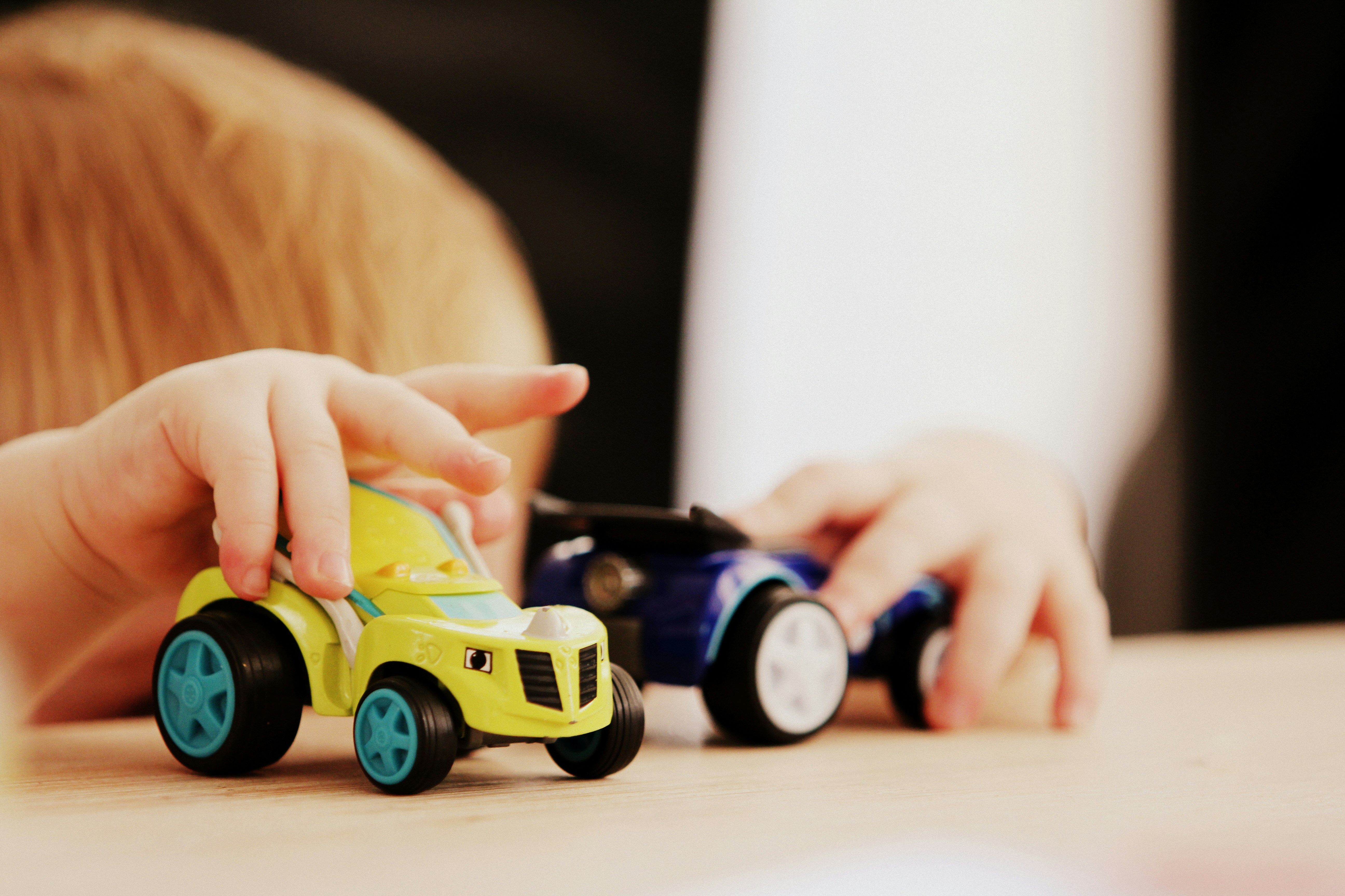 kids playing toys