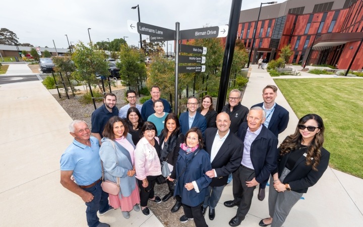 Members of the Birman and Lehman families joined City of Casey Mayor Cr Stefan Koomen, Deputy Mayor Cr Michelle Crowther, Cr Gary Rowe, Cr Jennifer Dizon and representatives from Monash Health on Wednesday 10 December 2025 to officially open and celebrate the naming of the roads.