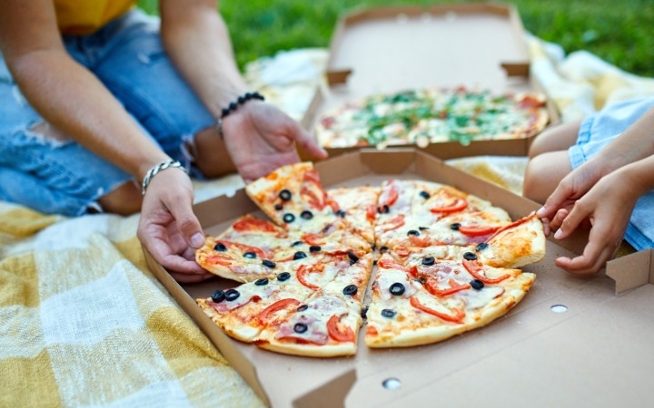 sharing pizza