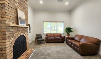 Erclidoune Homestead inside