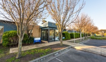 Front of Gwendoline Family and Community Centre 001